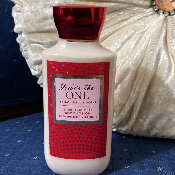 BATH & BODY WORKS SET. . . YOU’RE THE ONE SCENT - Picture 5 of 6
